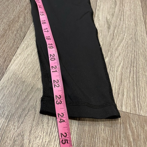 Ladies Raiders Yoga Pants - Picture 5 of 6